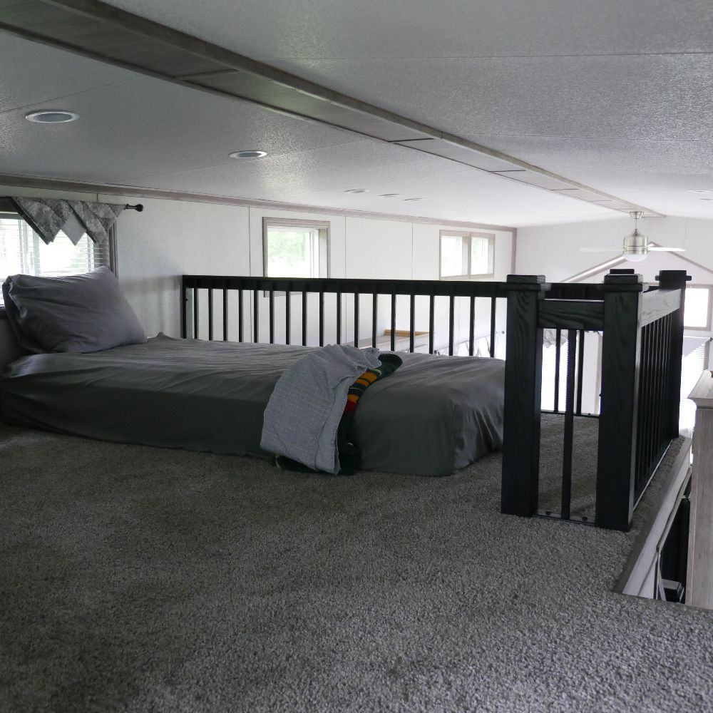 Cabin in the woods 3 gallery image 4