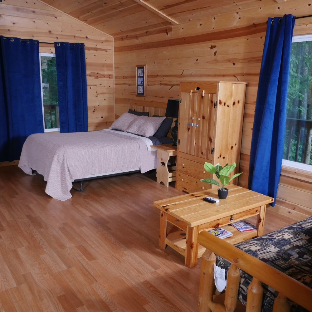 Tree house 1 gallery image 2